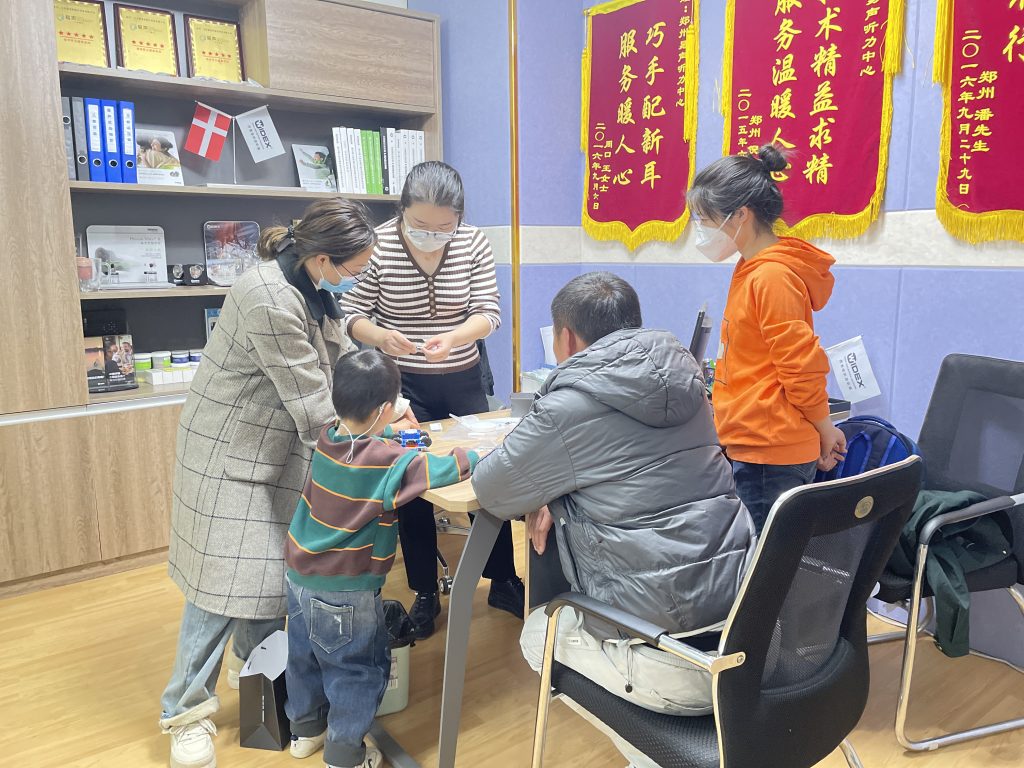 易声听力3月爱耳月活动